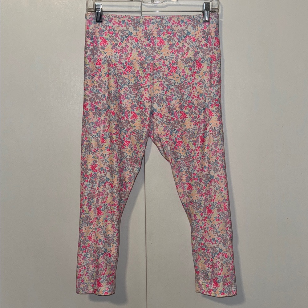 VOGO Athletica Cropped Leggings Side Pockets Pink Floral Print Women’s Medium M